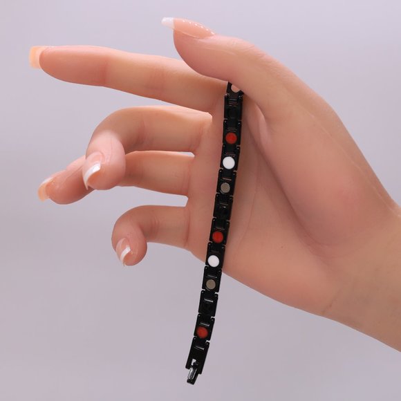 Stainless steel bracelet with easy clip lock. - Picture 3 of 12